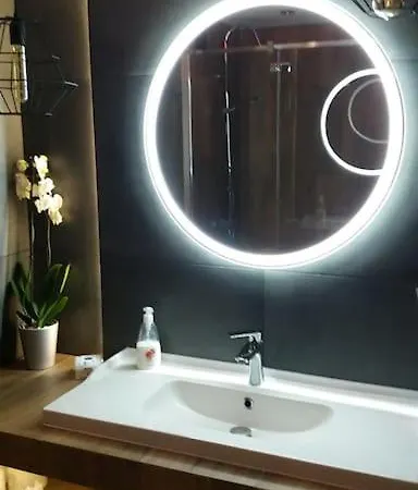 Apartament 75 M2 Διαμέρισμα *